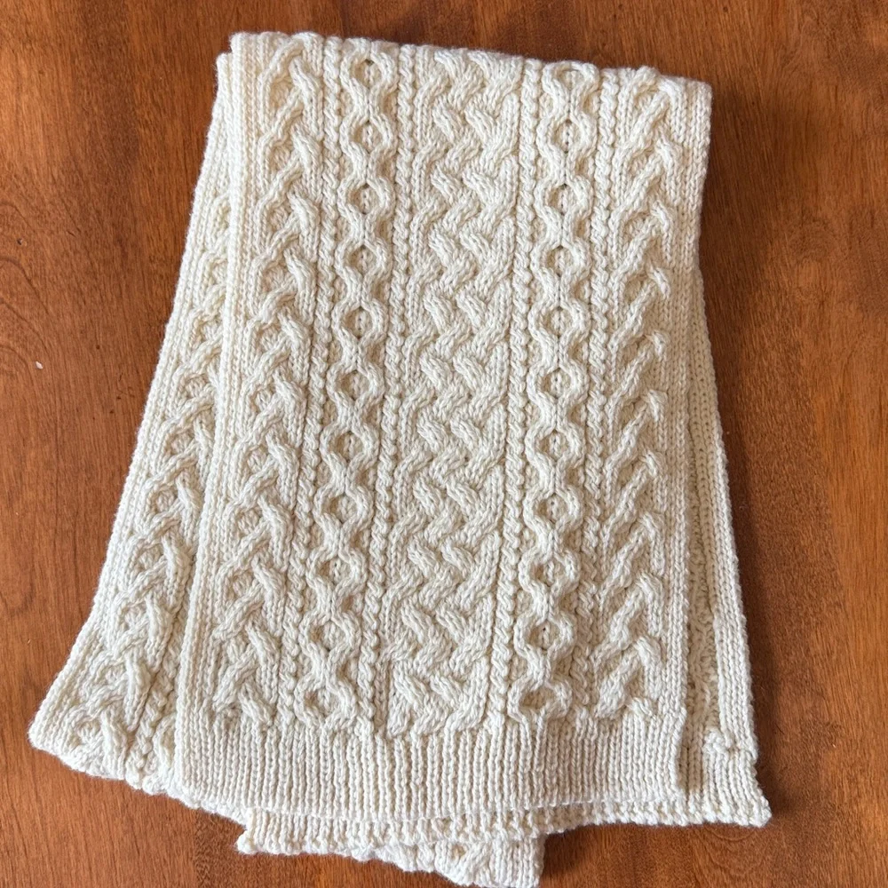 Wool Cable Knit Scarf Doyle Clan - Aran Sweater Market Men’s Women’s - Picture 3 of 4